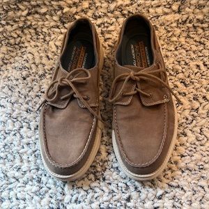 Men’s size 9.5M Sketchers Canvas Deck Shoes Taupe